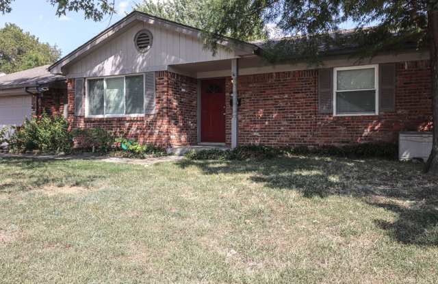Single story ranch on a quiet Cul-de-sac! Gallery 4
