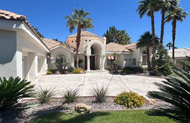 10 Oaks Guard gated community photos photos