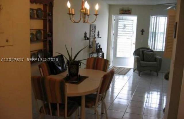 215 Sussex K Gallery 3