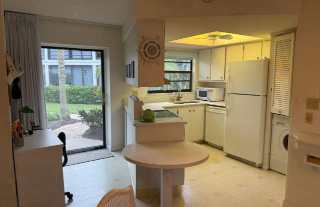 900 Huron Court #A1 photos photos