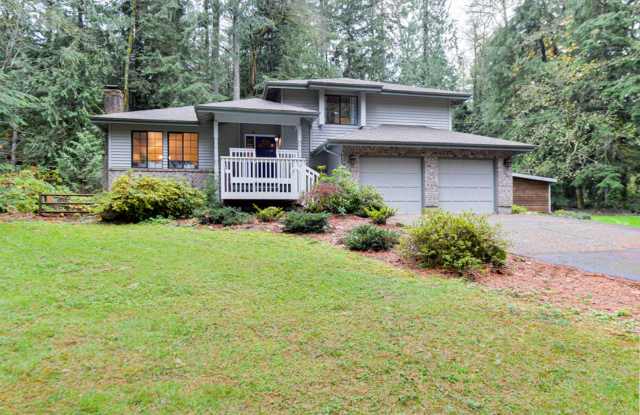 Stunning Remodel – 3 Bed / 3 Bath on a Shy Acre of Privacy | Mirrormont, Issaquah photos photos