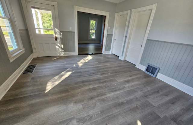 Charming 3BR Duplex in Amsterdam Gallery 3
