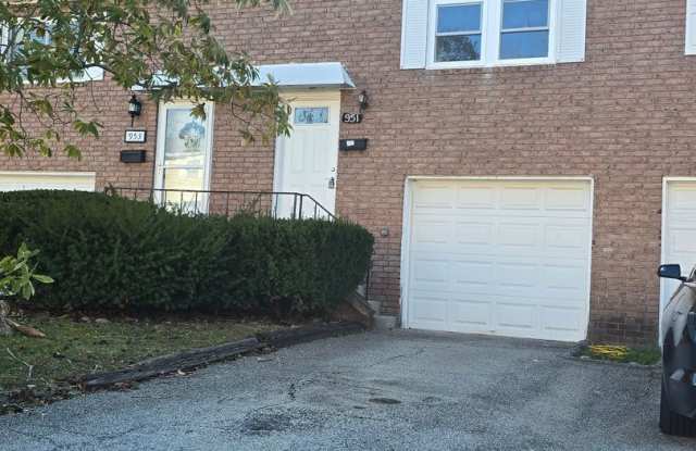 2 Bedroom Townhome in Hempfield School district photos photos