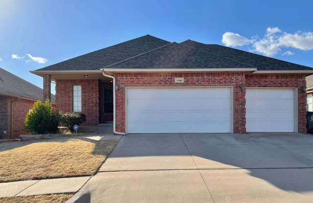 Edmond Home in Gated Community  Deer Creek Schools! photos photos
