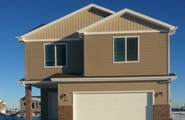 5855 57th Ave S - 5855 57th Avenue South, Fargo, ND 58104