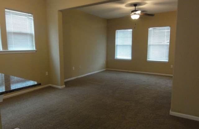2604 Valentine Gallery 3