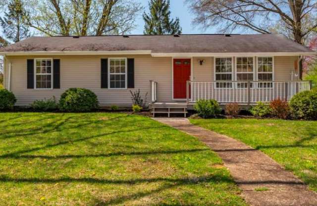 3644 E Park Lane - 3644 East Park Lane, Bloomington, IN 47408