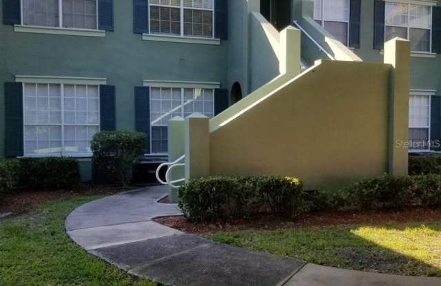 10422 WHITE LAKE COURT - 10422 White Lake Court, Westchase, FL 33626
