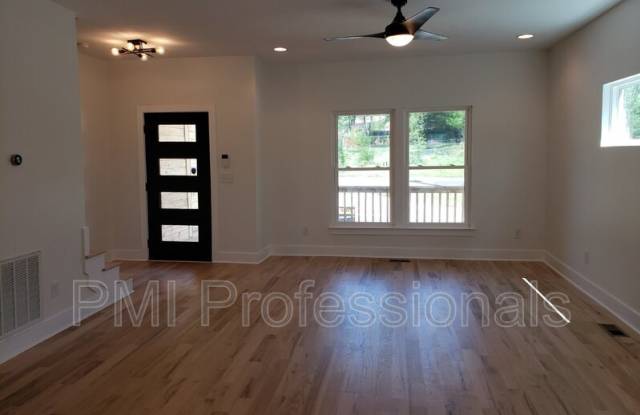 215 Eisenhower Drive Gallery 2