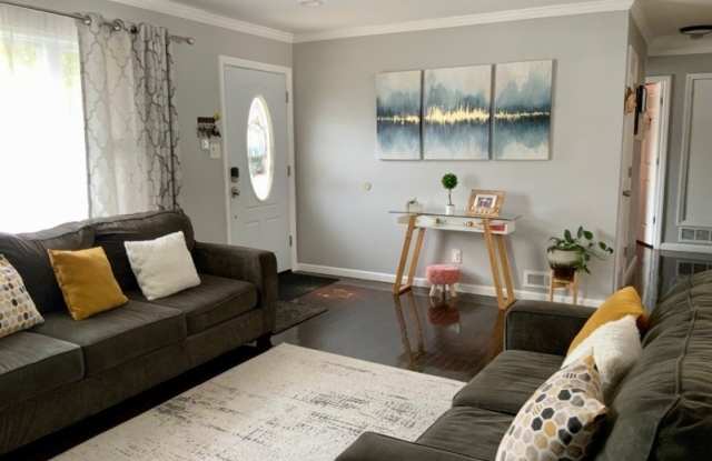 26 Winthrop Rd Gallery 4