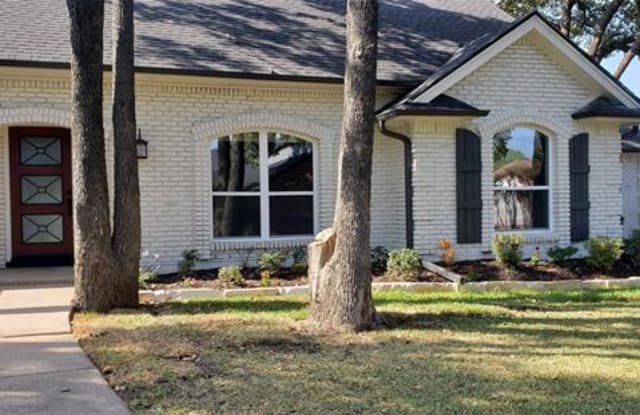 2202 Woodsong Trail - 2202 Woodsong Trail, Arlington, TX 76016