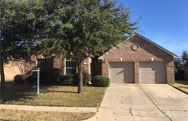 5153 Comstock Circle - 5153 Comstock Circle, Fort Worth, TX 76244