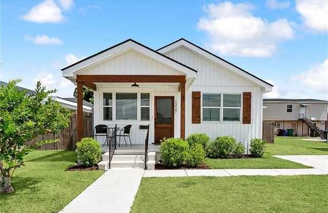 1227 COOK Street - 1227 Cook Street, Gretna, LA 70053 1227 COOK Street - 1227 Cook Street, Gretna, LA 70053