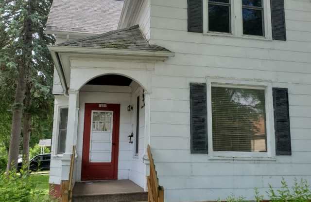 1601 Michigan Avenue Gallery 2