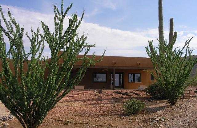 7080 E Arroya Road Gallery 4