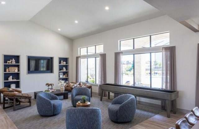 8765 Decker Lake Rd Gallery 2