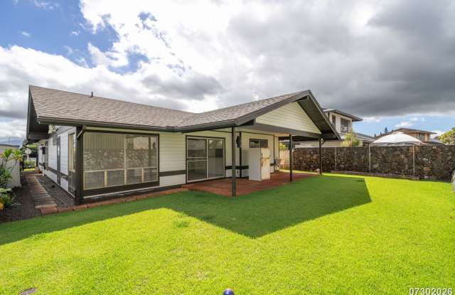 3BR/2BA/2Car Garage/Huge driveway/Privacy fence in Mililani photos photos 3BR/2BA/2Car Garage/Huge driveway/Privacy fence in Mililani photos photos