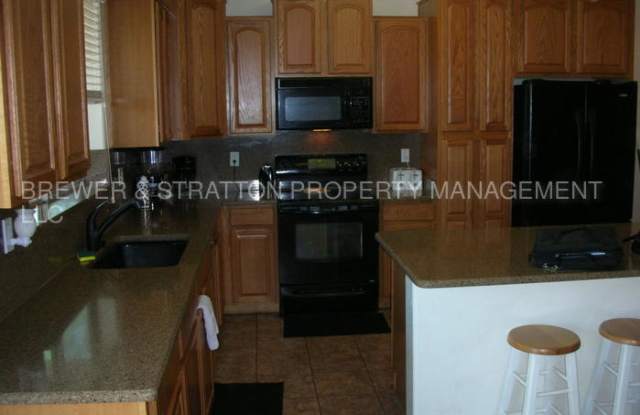 10028 West Albeniz Place Gallery 2