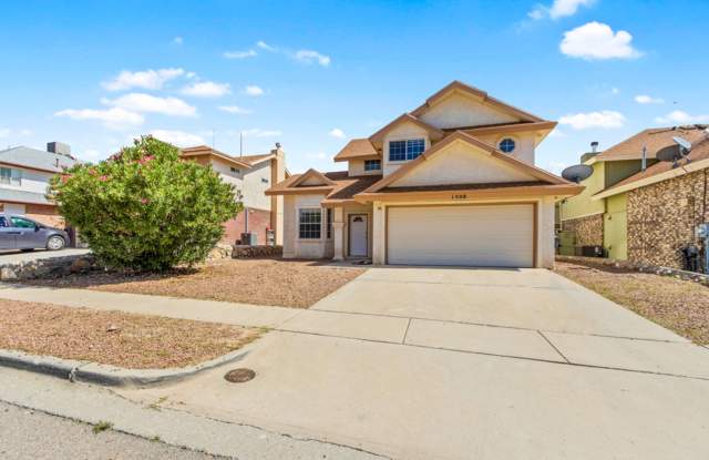 Spacious Bright West Side Franklin Area Home for Rent Gallery 3
