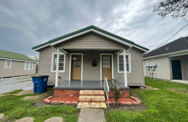 467 Georgia Ave. - 467 Georgia Avenue, Port Allen, LA 70767 467 Georgia Ave. - 467 Georgia Avenue, Port Allen, LA 70767