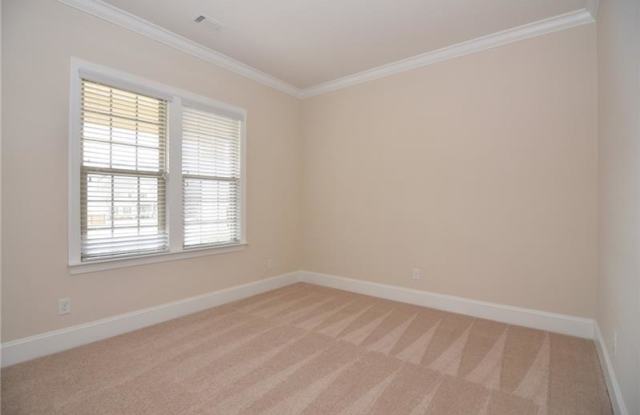 12271 Ferncreek Drive Gallery 4