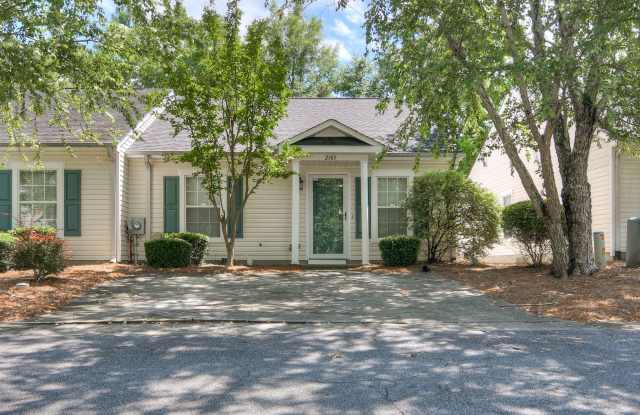 2 Bedroom 2 Bath Townhouse photos photos