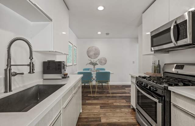 2730 Raymond Avenue Apartments Gallery 2