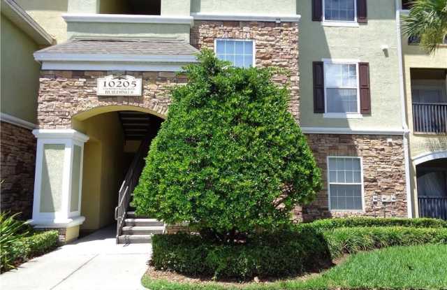 10205 COURTNEY PALMS BOULEVARD photos photos