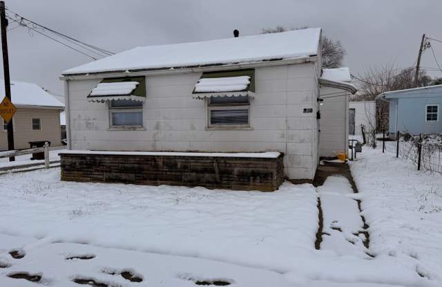 218 Walnut St 1 bed 1 bath house photos photos