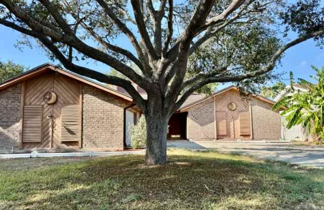 3/2 Southside Home-Behind Athletic Club Gallery 1