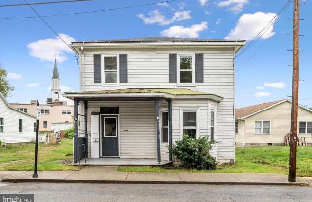 309 N LAWRENCE Street photos photos