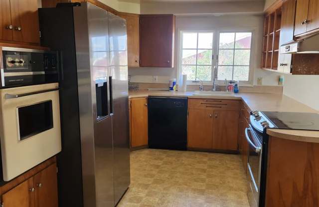 West Valley 3 bedroom country home with 3 bay shop photos photos