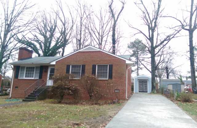 3 BR / 1 BA Renovated Home North of Richmond, Available August 1 photos photos