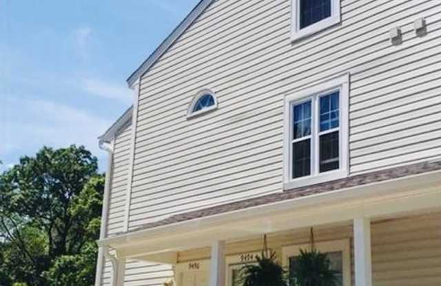 9496 SCARLET OAK Drive Gallery 3