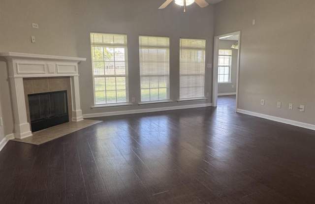 15835 Mary Shell Dr Gallery 2