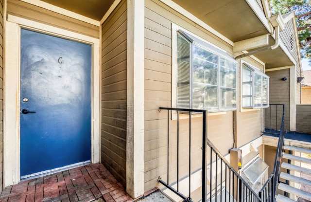 2BR Condo with Fireplace | No Carpet Gallery 3