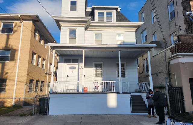 7 N Georgia Ave Ave - 7 North Georgia Avenue, Atlantic City, NJ 08401