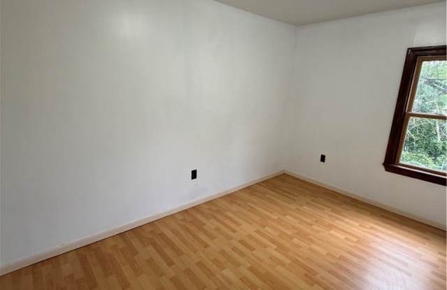 1101 Oak Street Gallery 3