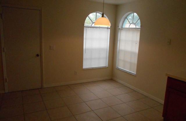642 Whitetail Loop Gallery 4