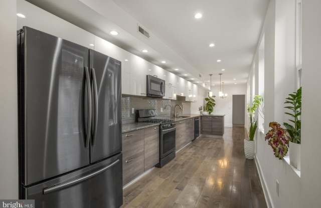 1937 E SERGEANT Street photos photos