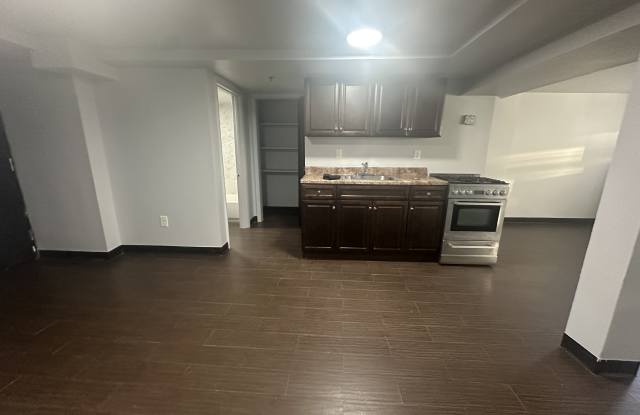 611 Clinton Ave photos photos