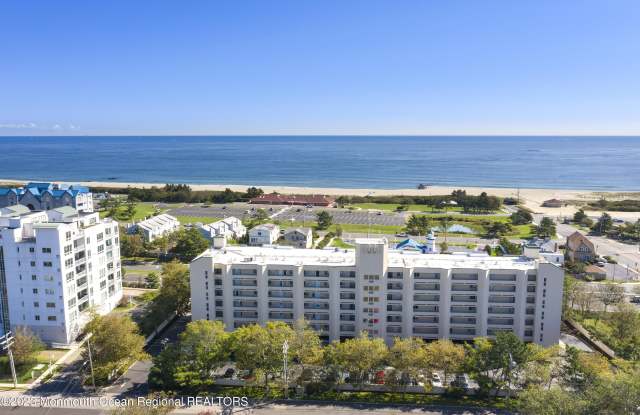 422 Ocean Boulevard N photos photos
