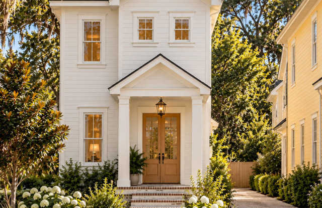 814 NW 7th Pl - New Construction in Pleasant St Area Gallery 1