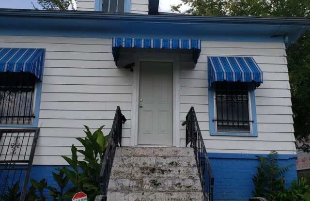 4613 Kirkland Avenue Gallery 2