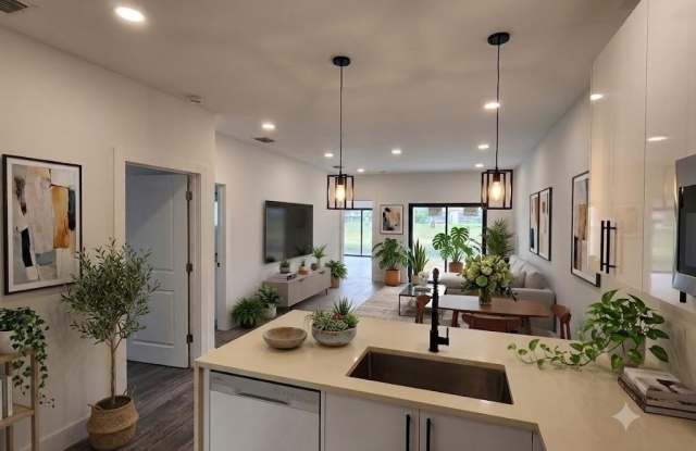 26571 Robin Way Gallery 4