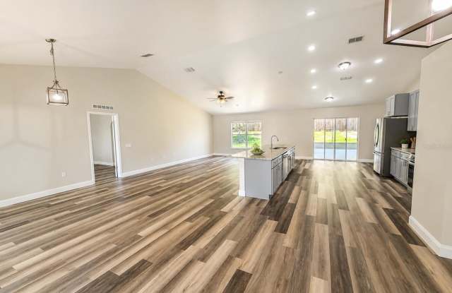 3228 WHITE BLOSSOM Lane Gallery 3