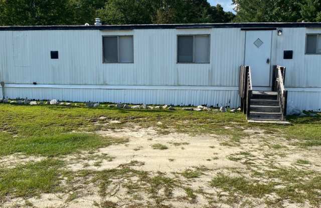2bed 1 bath - 1562 South Carolina 6, Lexington County, SC 29053