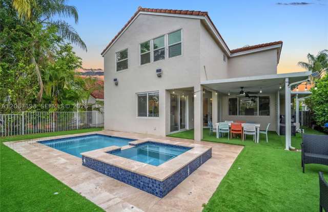 401 Bermuda Springs Dr Gallery 2