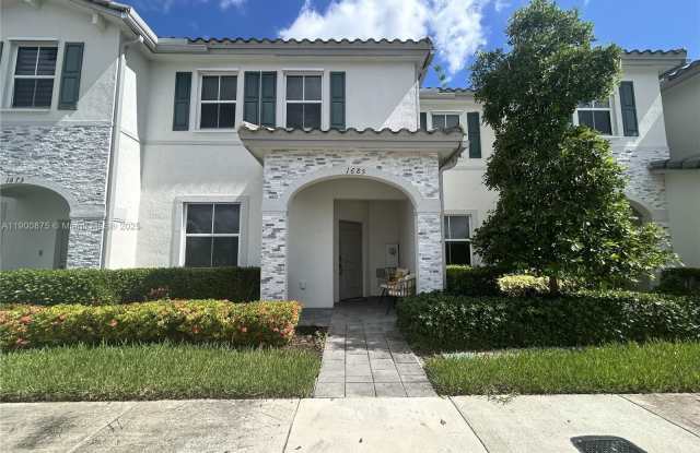 1685 SE 27th Rd photos photos