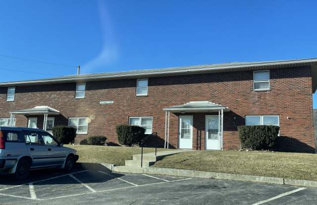 215 Hinkley Drive - 2 photos photos